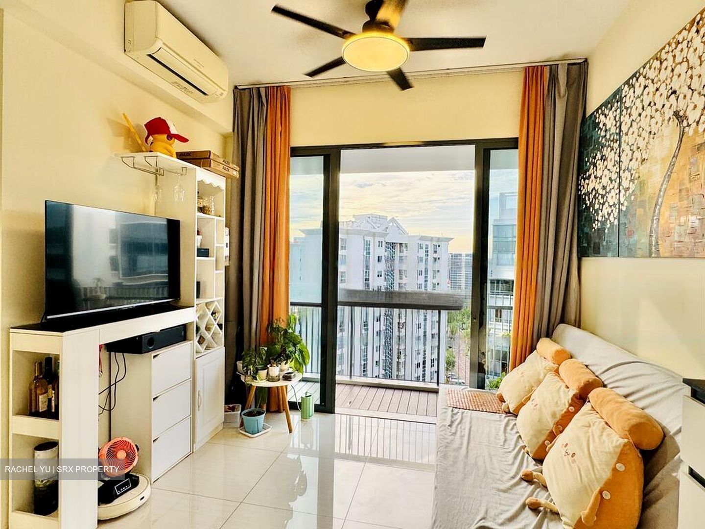 The Palette (D18), Condominium #470435491